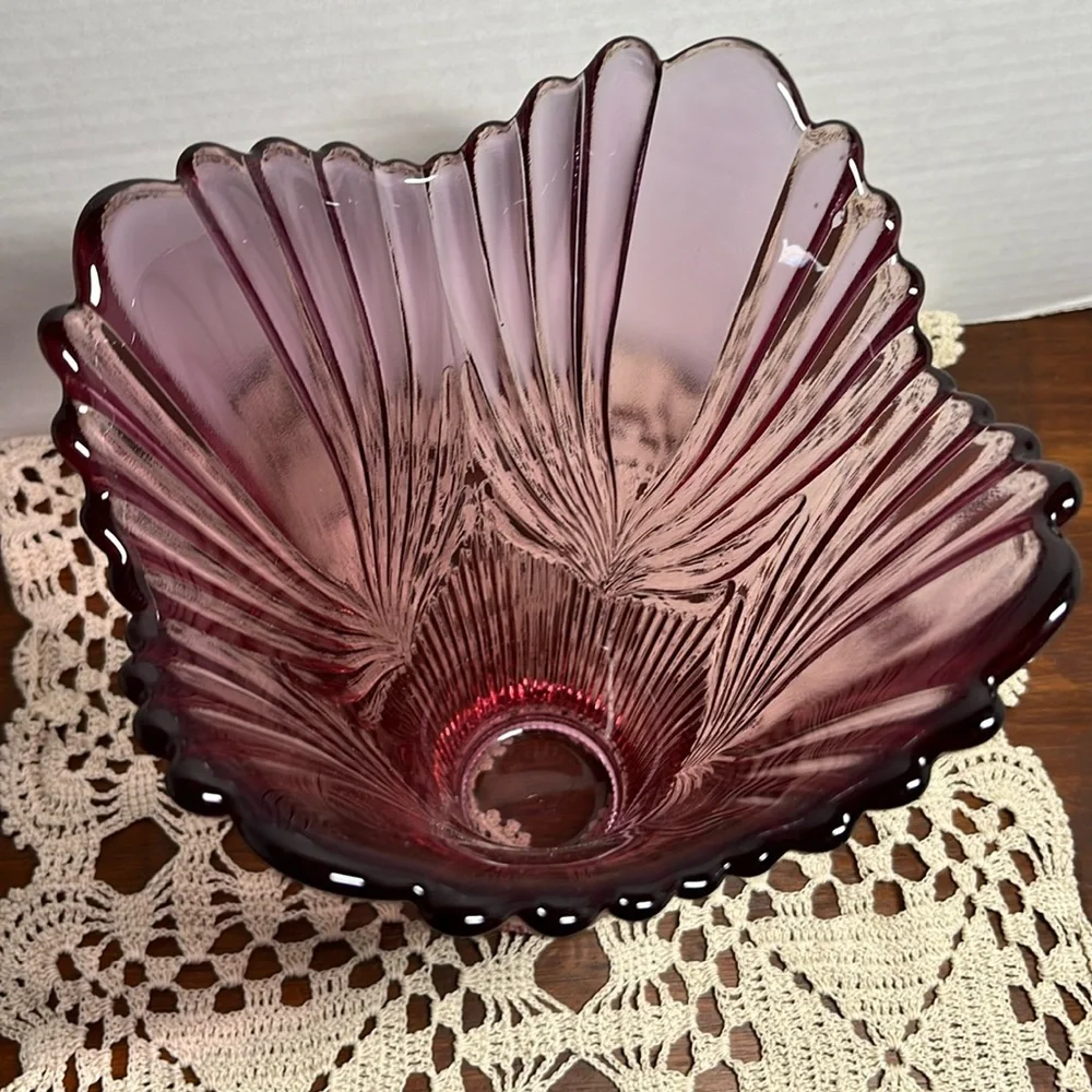 Fenton Dusty Rose Cranberry Ruffled Tulip Vase – 1970s Art Glass Collectible